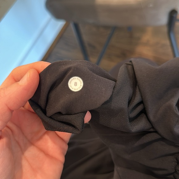 Lululemon Keep Moving Jogger - black - size 8 - Picture 5 of 5